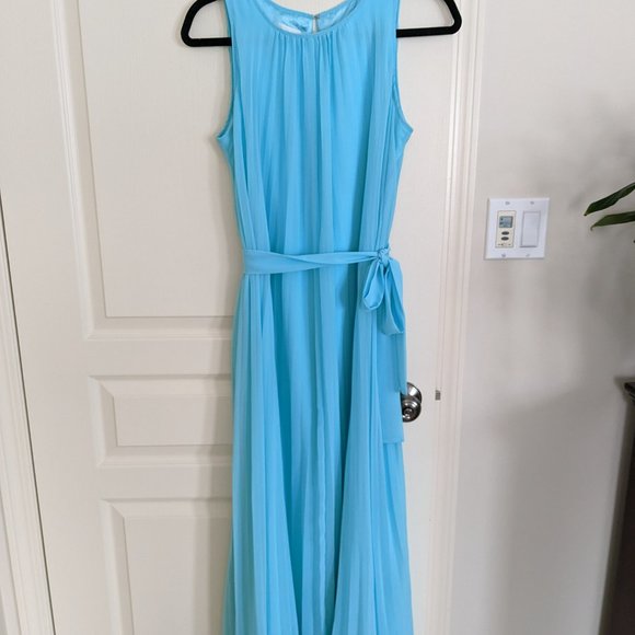Pleated Turquoise Dress - Picture 3 of 3